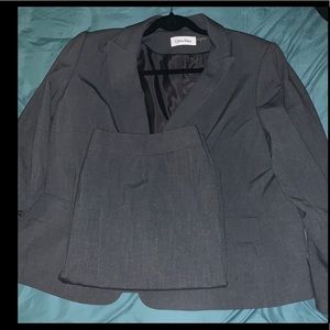 Plus Size Calvin Klein 2 piece Jacket & Skirt